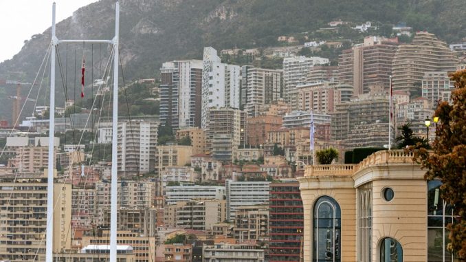 PSG bjuder upp mot AS Monaco – spännande laguppställning avslöjad illustration